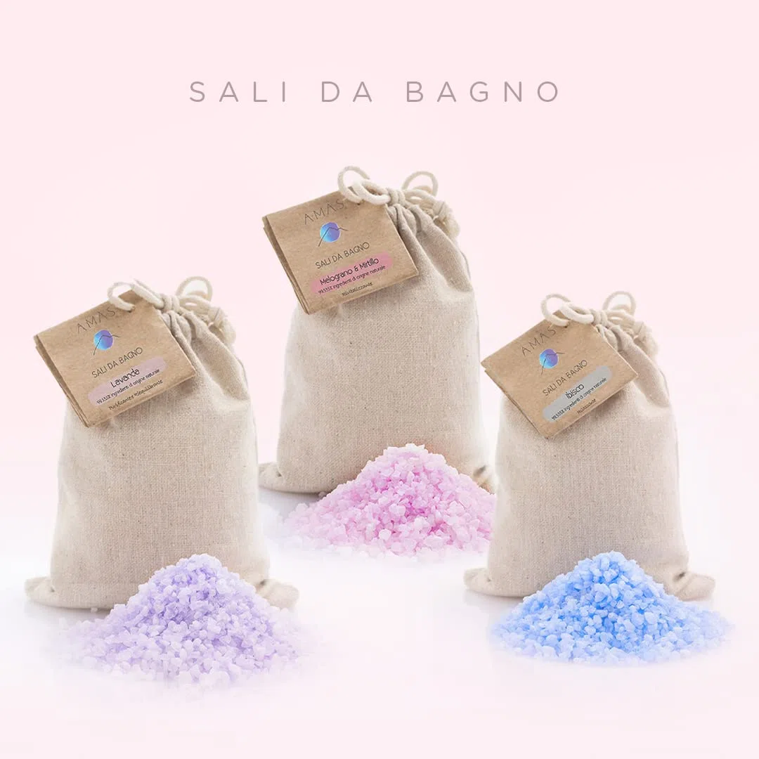 AMAS Sali da bagno RILASSANTI ai FIORI DI IBISCO - Sale Marino Italiano - 100% Naturali, Vegan e Plastic Free -Fatti a mano in Italia- 350g (10 utilizzi) Aromaterapia idea regalo