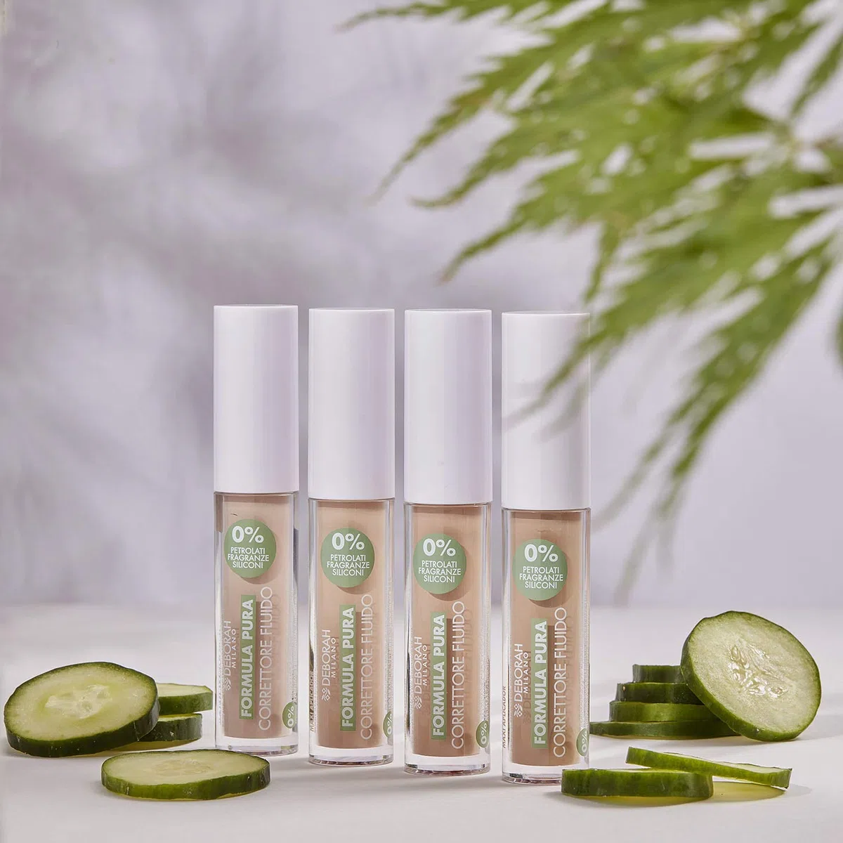 Deborah Correttore Fluido Formula Pura N.02 Beige, 0% Siliconi, Antirughe Borse e Occhiaie, riduce Imperfezioni e Discromie, Finish Luminoso, con Olio di Cetriolo Bio e Filtri Anti Luce Blu