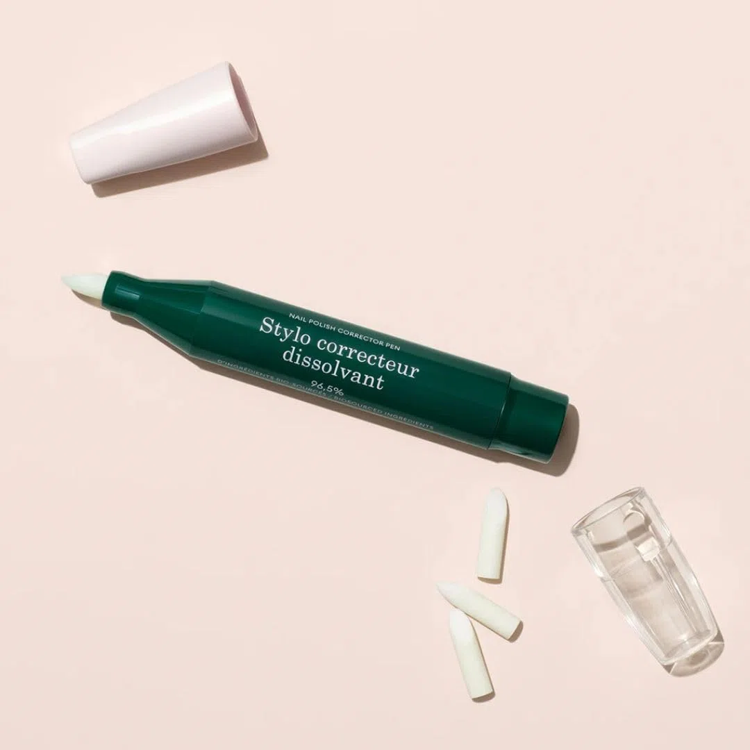Manucurist Penna solvente - Penna correggi smalto semipermanente, 3 mine con punta a scalpello di ricarica - Pennello solvente bio-based senza acetone - Accessori gel unghie