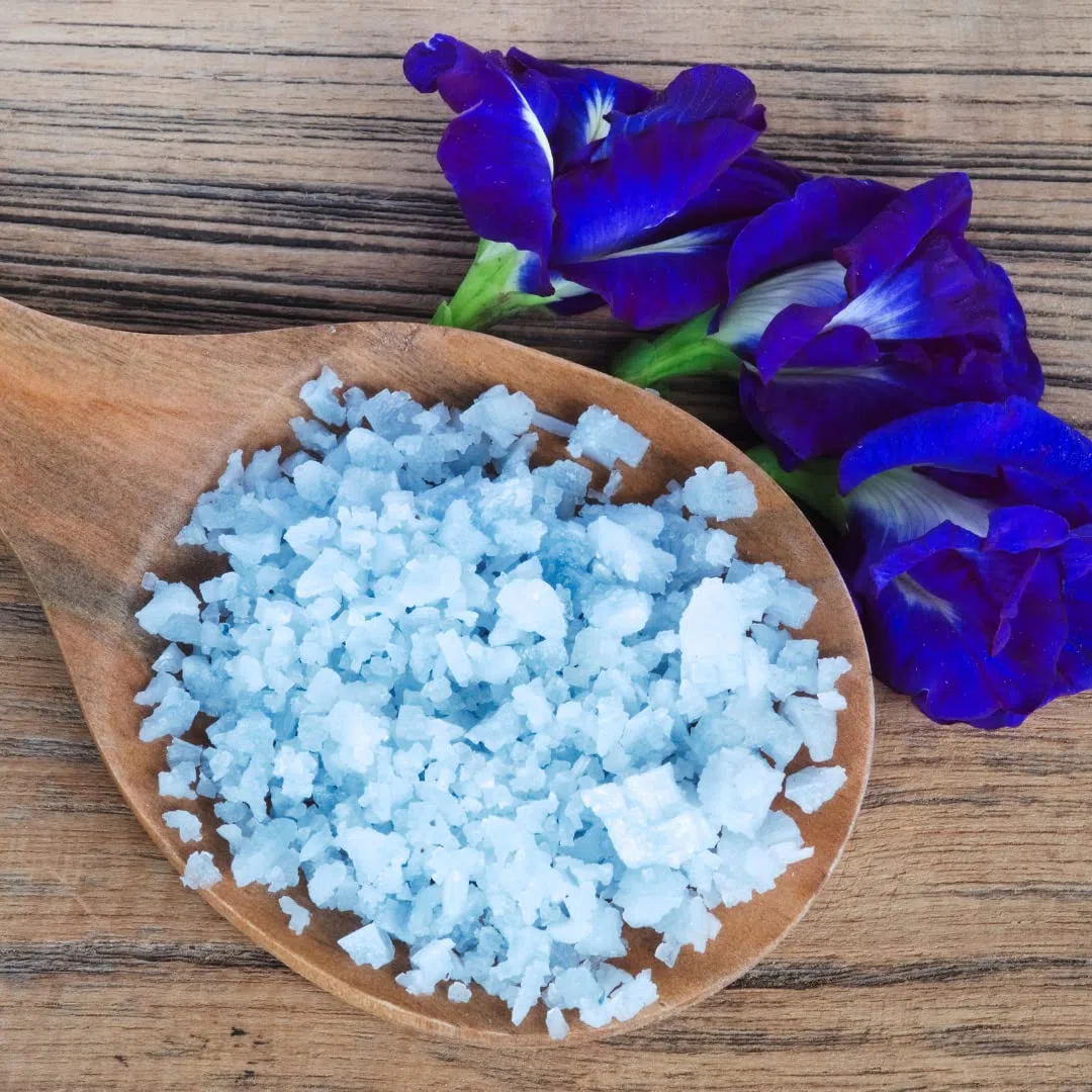 AMAS Sali da bagno RILASSANTI ai FIORI DI IBISCO - Sale Marino Italiano - 100% Naturali, Vegan e Plastic Free -Fatti a mano in Italia- 350g (10 utilizzi) Aromaterapia idea regalo