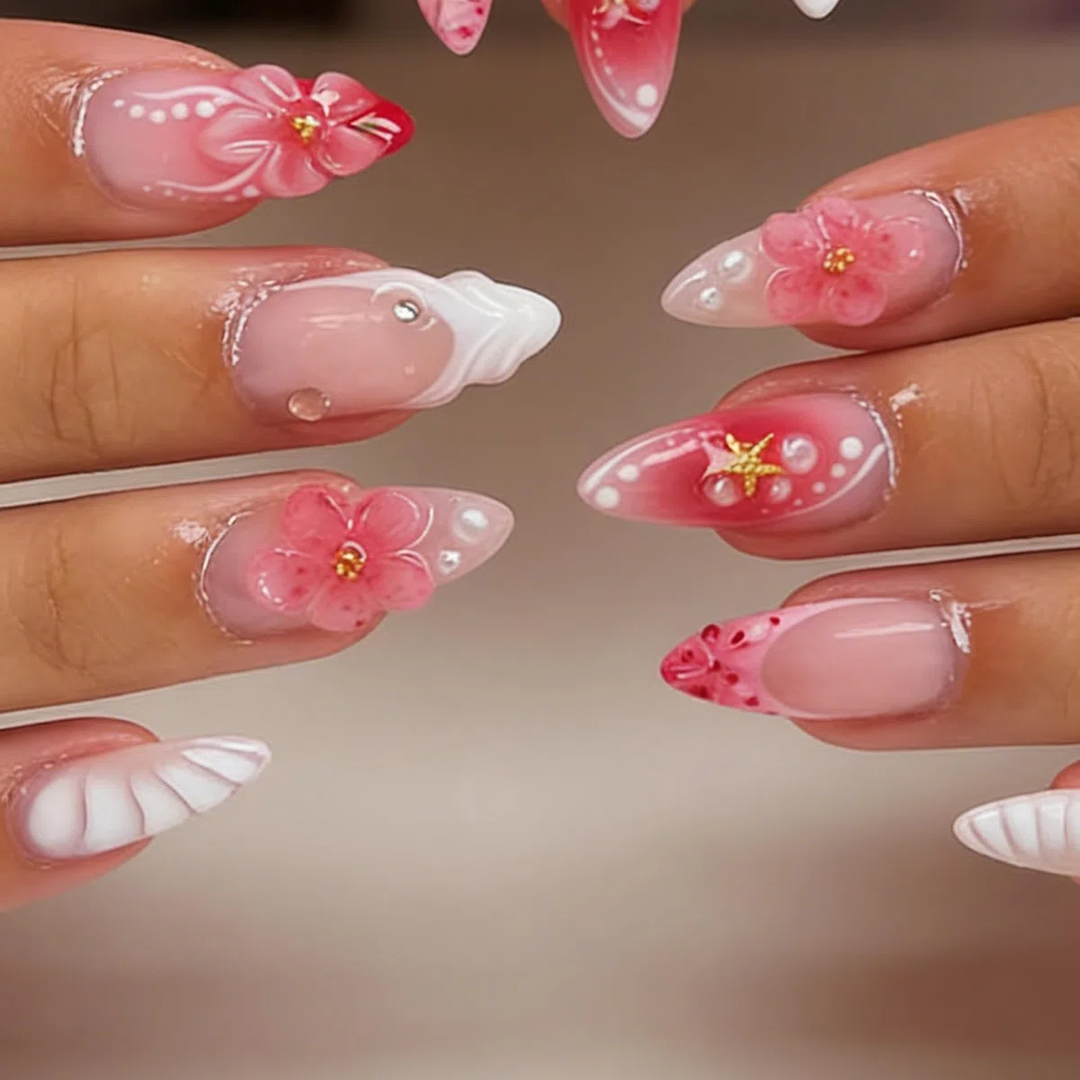 30 pezzi 3D Ocean Press on Nails, Mandorla Estate Rosa Conchiglia & Stelle Marine Unghie Artificiali Perline Unghie Finte con Goffratura 3D Inclusi cuscinetti adesivi e lima per unghie